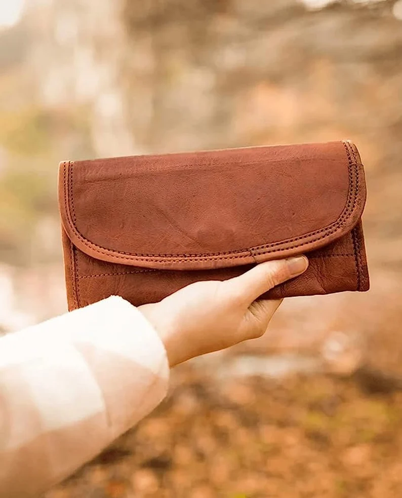 Buy KARA Women Tan Leather Purse I Bifold Clutch for Ladies I Genuine  Leather Wallet for Women I Ladies Handbag Casual Hand Purse Online at  Lowest Price Ever in India | Check